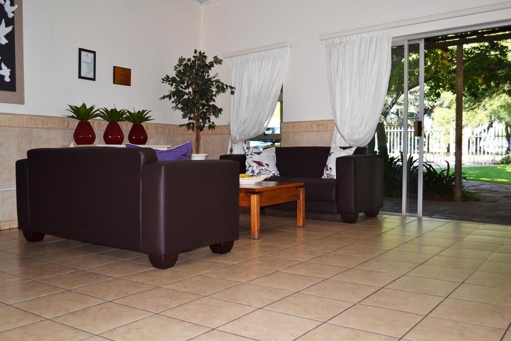 Dove'S Nest Guest House Kempton Park Luaran gambar